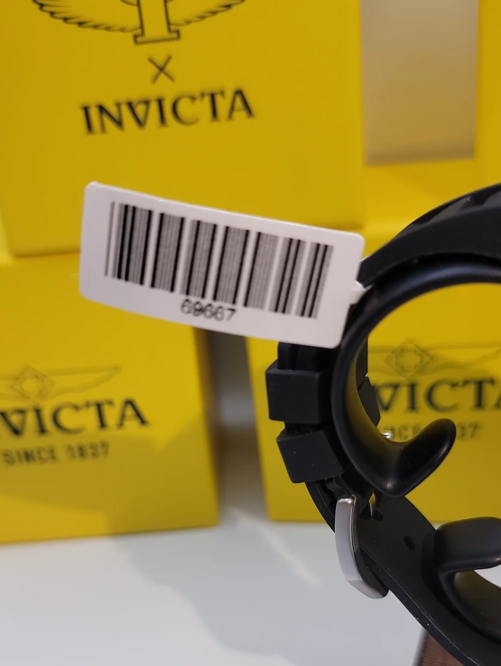Invicta Racing Black Yellow 69667 Chronograph Men's 44.5mm Vaulthan Watch Unisex